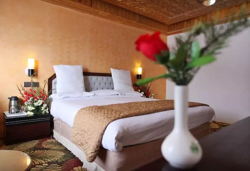 Hotel Grand Mumtaz Resorts, Gulmarg