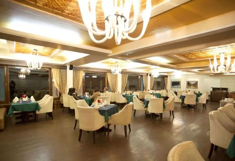 Hotel Grand Mumtaz Resorts, Gulmarg