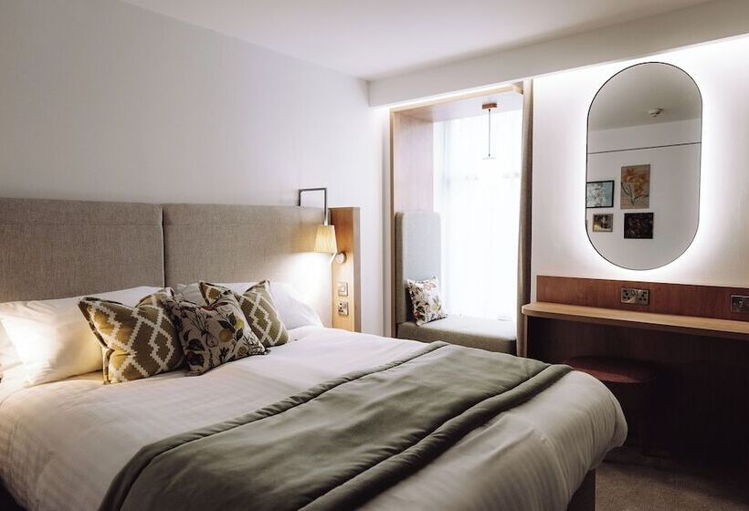 Heythrop Park Hotel   Adults Only