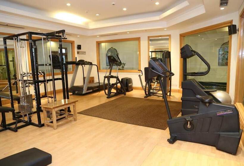 Отель Jaypee Residency Manor