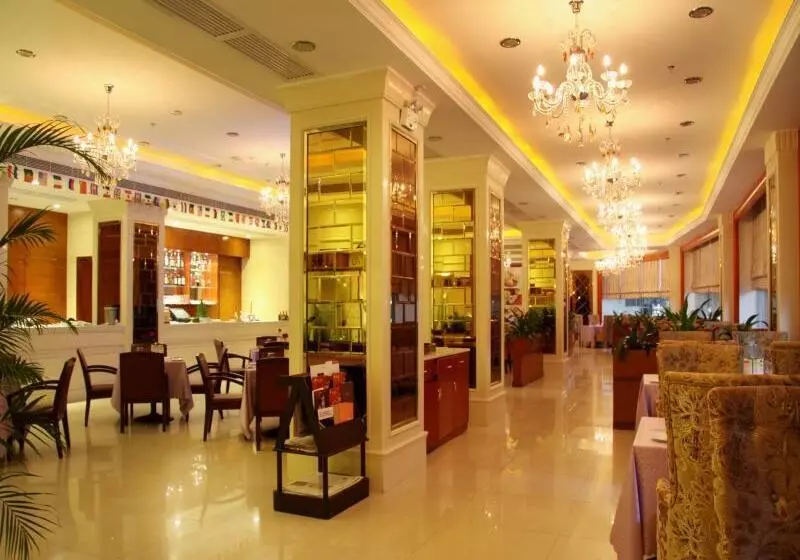 فندق Jinhuayue International