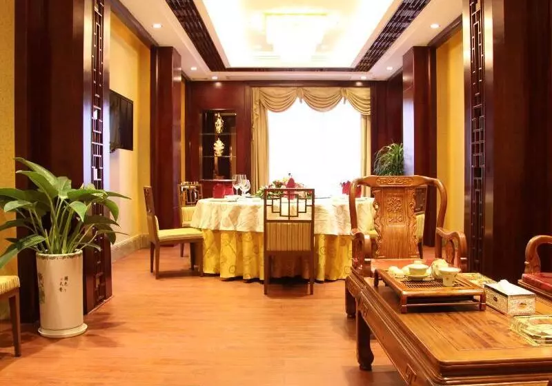 فندق Jinhuayue International