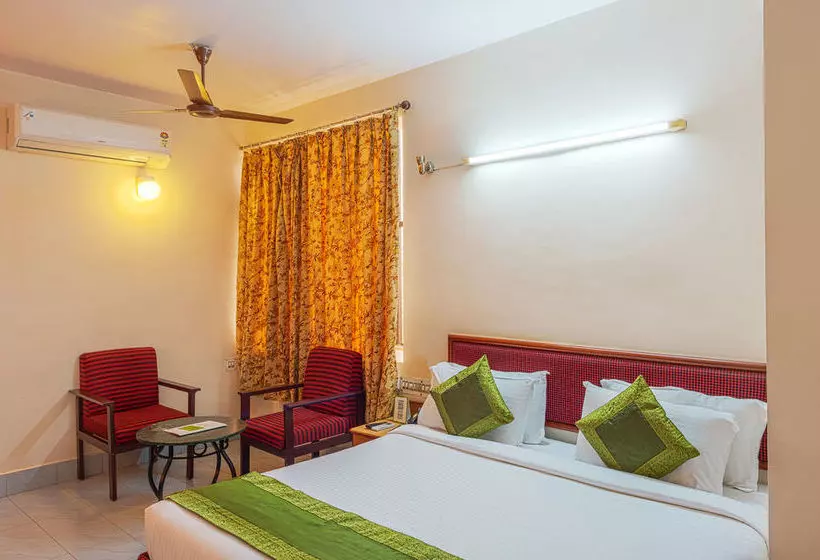 Hôtel Saaket Residency   In Daba Gardens