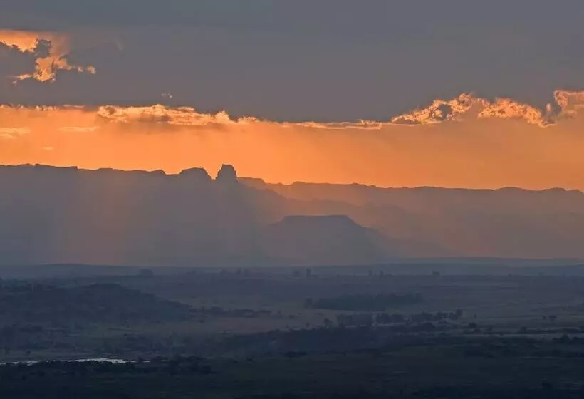 호텔 Three Tree Hill Lodge