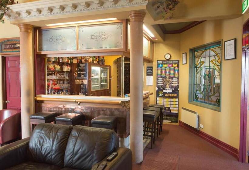 Hotel Victoria Railway