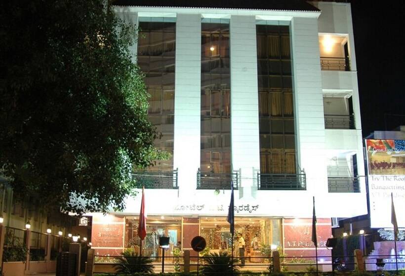 בית מלון כפרי Vt Paradise