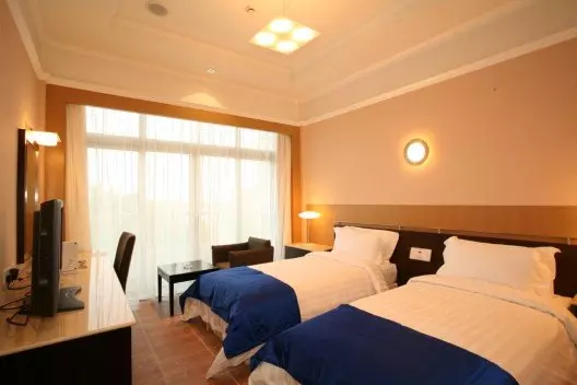 Wave Resort