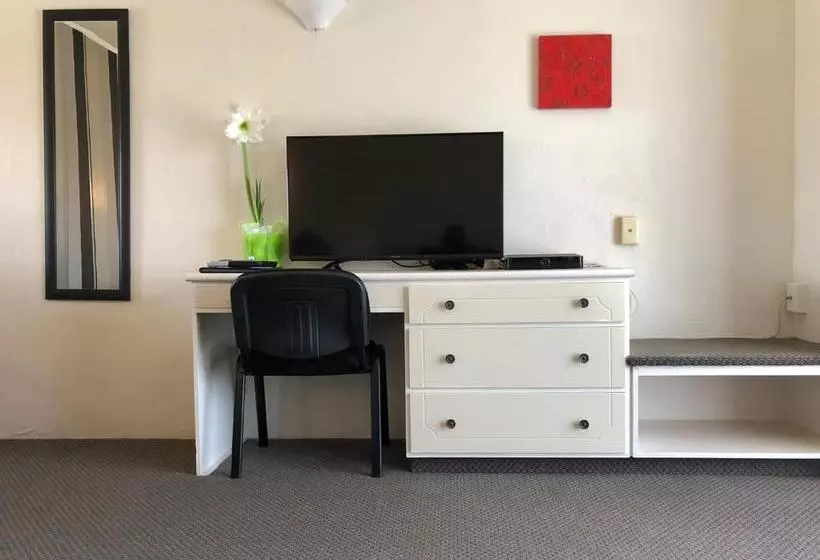 فندق على الطريق Asure Saddle And Sulky Motor Lodge