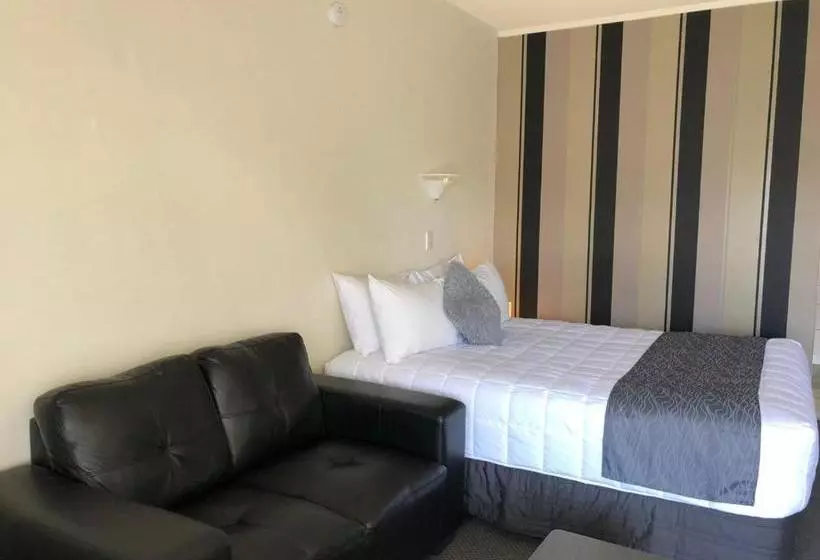 فندق على الطريق Asure Saddle And Sulky Motor Lodge