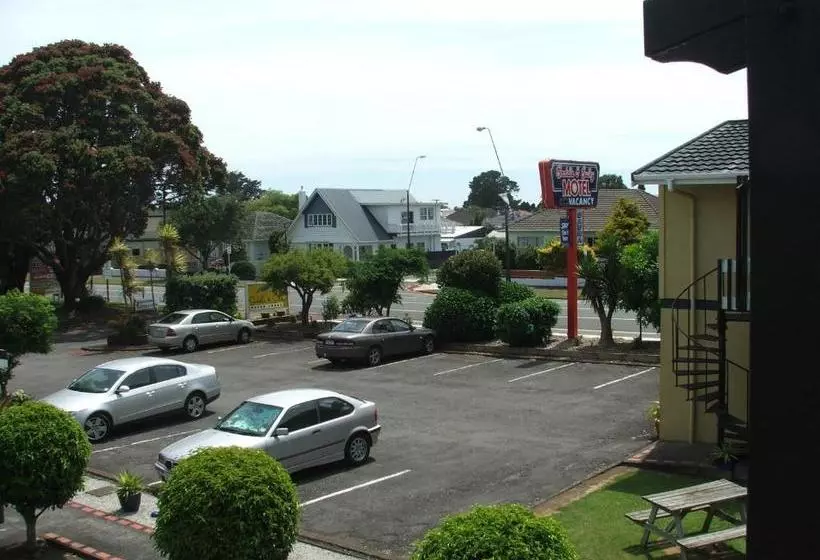 فندق على الطريق Asure Saddle And Sulky Motor Lodge