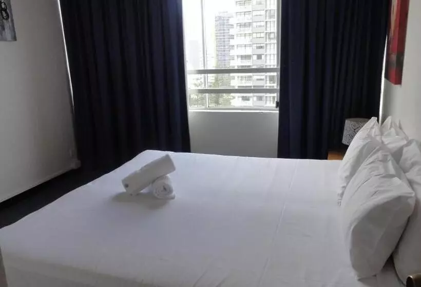 Quarterdeck Apartments