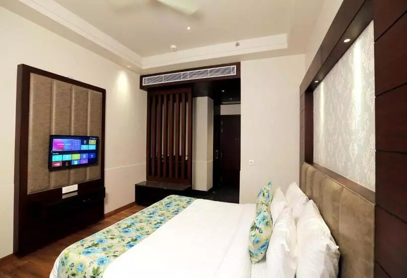 The Stella Hotel & Resort