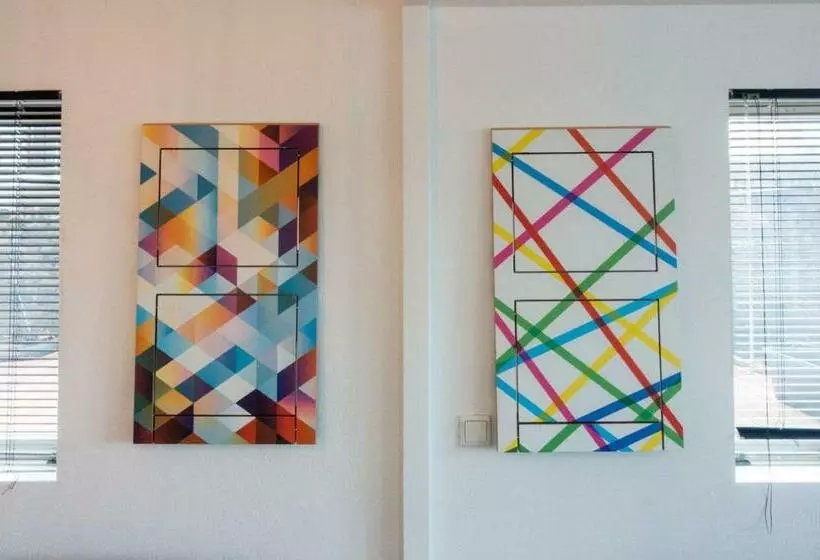 تختخواب و صبحانه Houseboat Next To Amstel