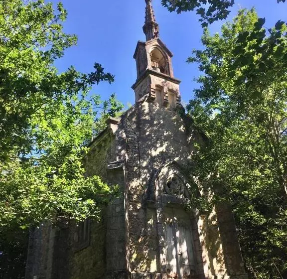 Aamiaismajoitus (B&B) Manoir De Botcol