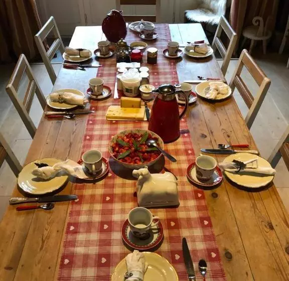 Aamiaismajoitus (B&B) Manoir De Botcol