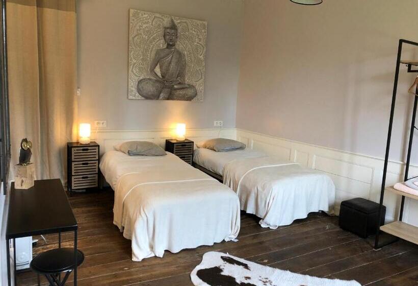 مبيت وإفطار Manoir De Botcol