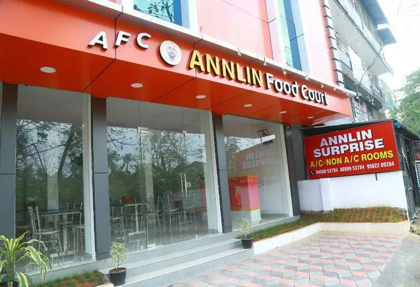 Hotelli Annlin Surprise Kochi Airport