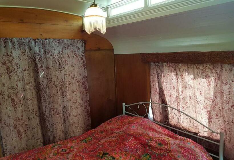 ホテル Gipsy Home