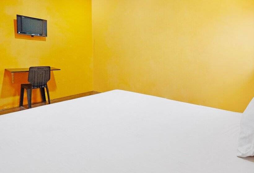 בית מלון כפרי Wisma Pelangi Palopo Redpartner