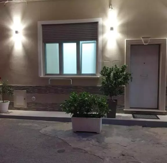 پانسیون La Perla Del Tirreno 2