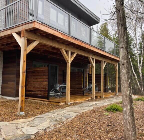 Stone Cove Waterfront Adults Only B&b