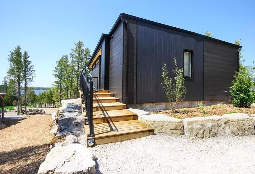 Stone Cove Waterfront Adults Only B&b