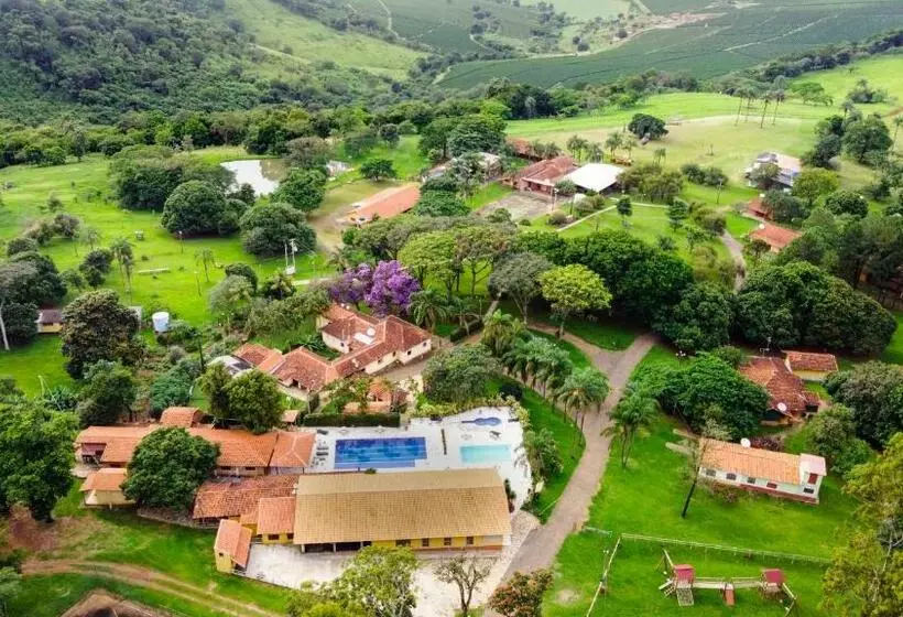 ホテル Fazenda Vale Das Grutas