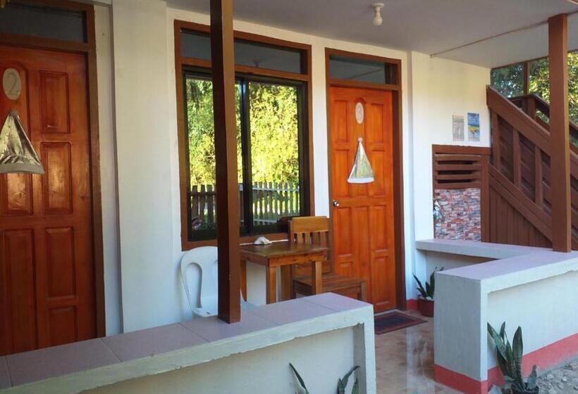 Ostello D  Angels Inn, Port Barton