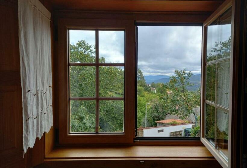 مبيت وإفطار O Bilhó