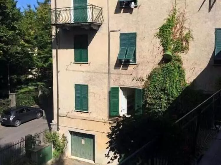 Hotelli Albergo Magenta