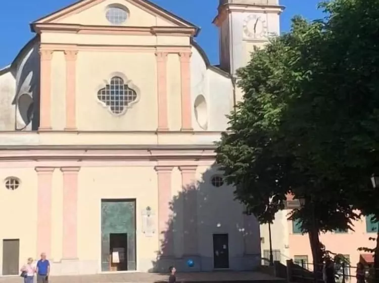 Hotelli Albergo Magenta