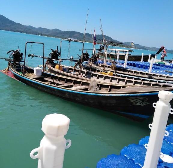 בית מלון כפרי Antonio S Ko Yao Noi Bed & Pool