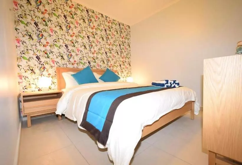 هتل Arena Condos Aruba Few Steps From Eagle Beach!
