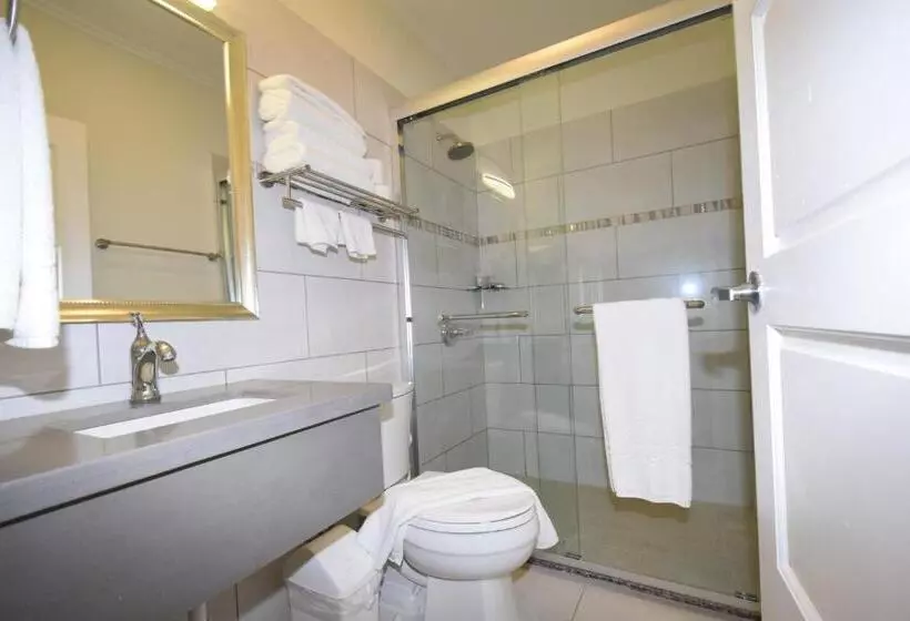 هتل Arena Condos Aruba Few Steps From Eagle Beach!