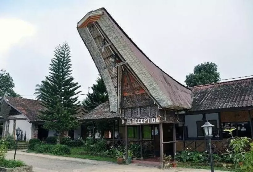 ホテル Capital O 91073 Rantepao Lodge