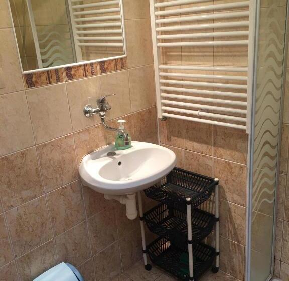 ペンション Agro Privat