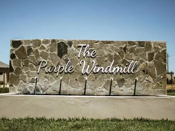 Majatalo The Purple Windmill