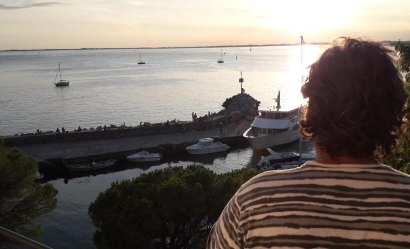 Villa Mira Bed And Breakfast