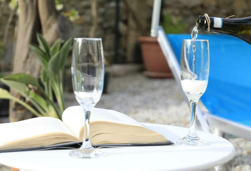 تختخواب و صبحانه Giardino Di Edo