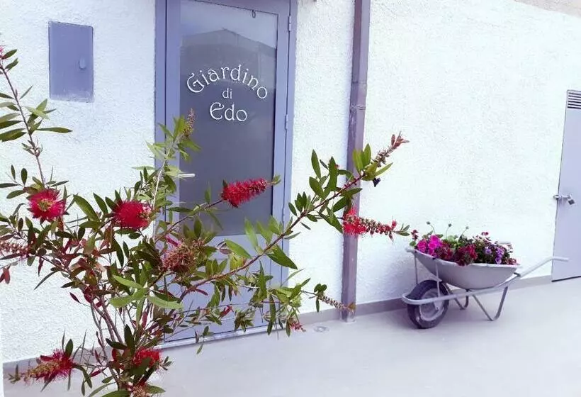 Aamiaismajoitus (B&B) Giardino Di Edo