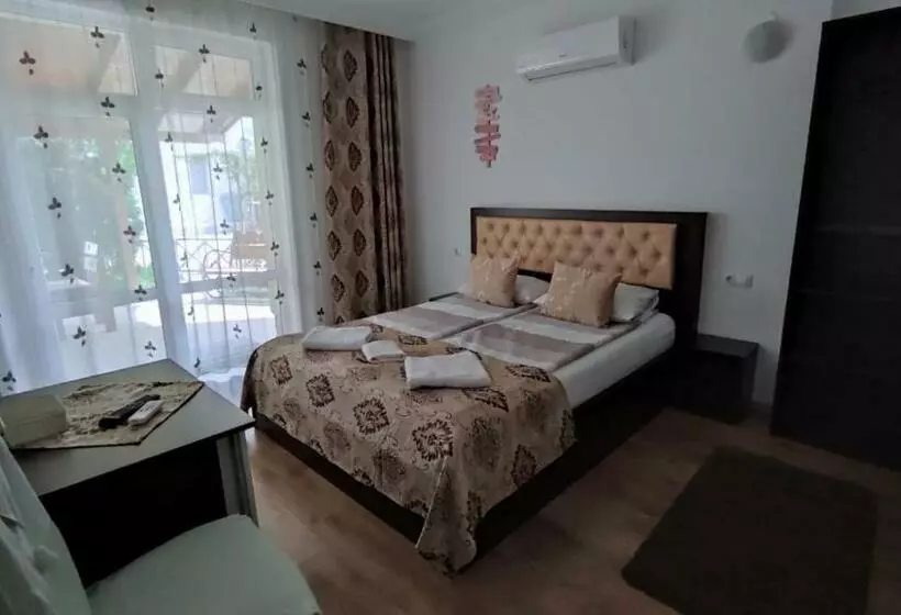 Majatalo Vila Ariana