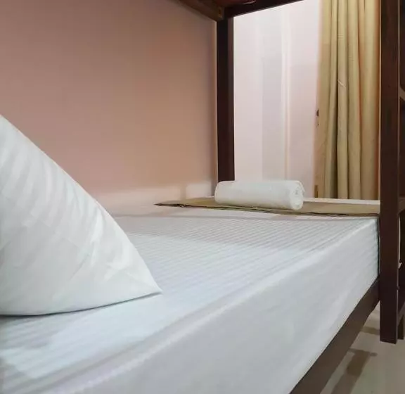 Sky Hostel Negombo