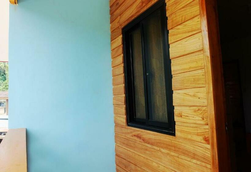 פנסיון Michelina Princess Guest House