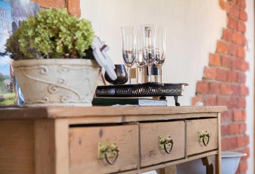 פנסיון Weinhof Narat Zitz