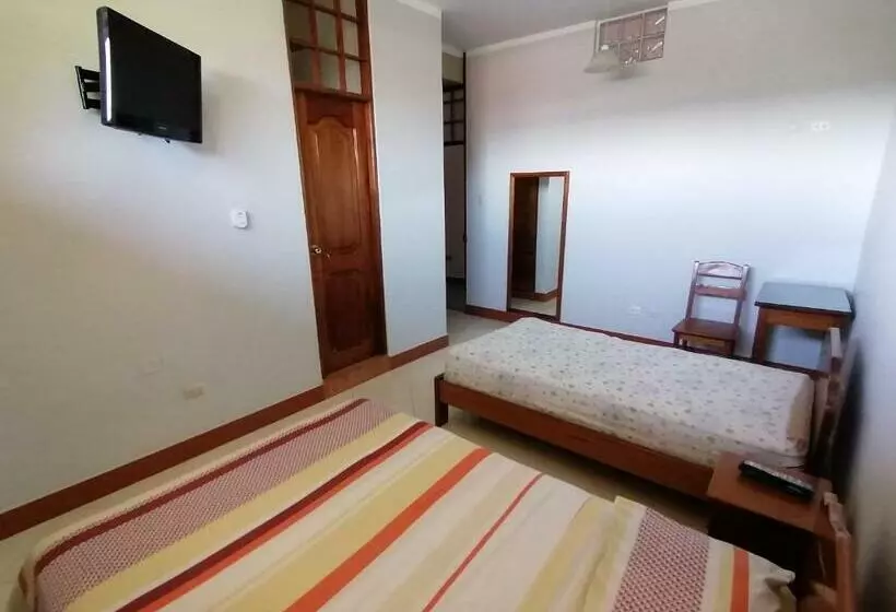 ユースホステル Rosa Victoria