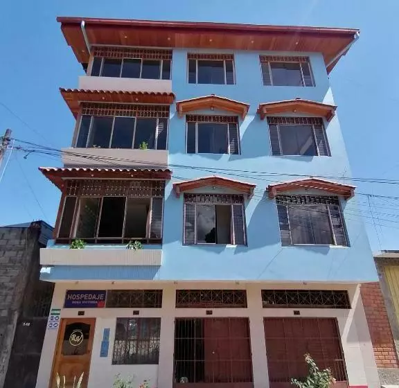 ユースホステル Rosa Victoria