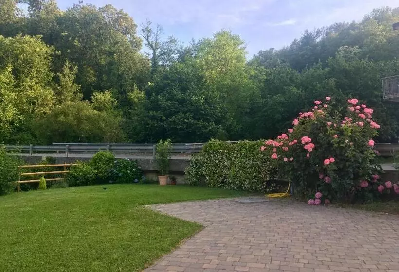 ホテル Agriturismo La Ferriera