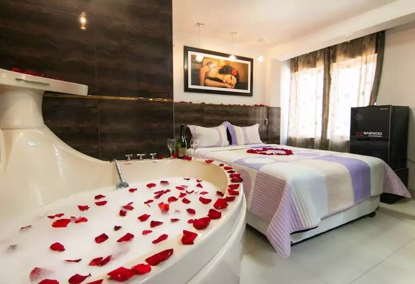 ホテル Hostal Encantos