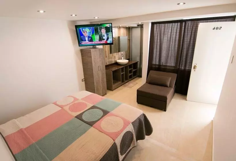 ホテル Hostal Encantos
