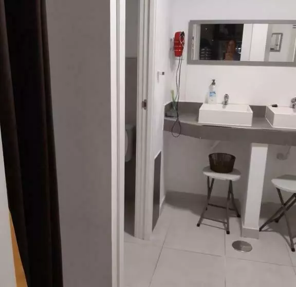 Majatalo Alfonso Xii